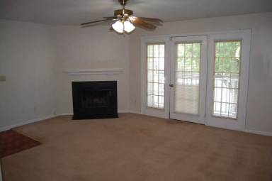 Main picture of 5527 Hornaday Rd