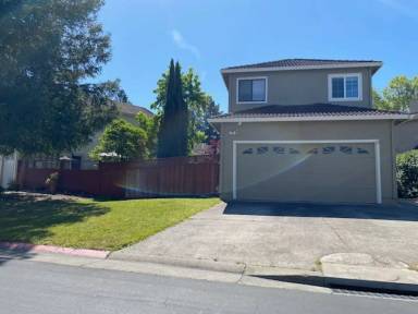 Main picture of 108 Francis Cir