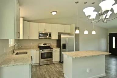 Main picture of 15-1698 7th Ave