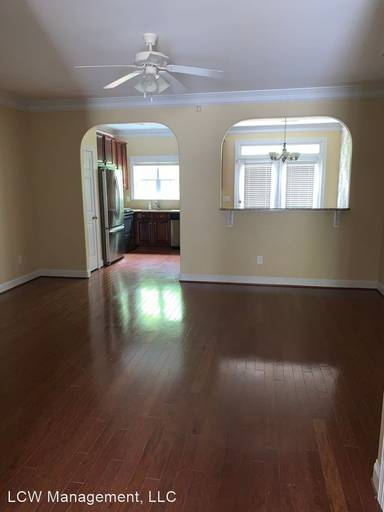 Main picture of 5012 Wyngate Village Dr