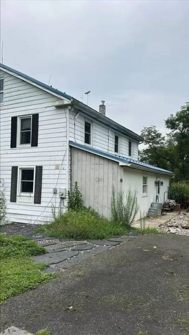 Main picture of 1710 Delp Rd
