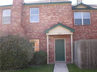 Main picture of 3702 Clubview Dr