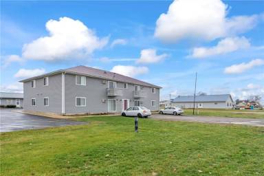 Main picture of 245 E Business 30