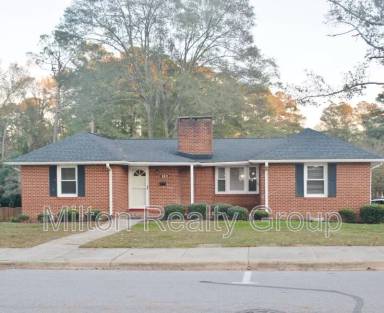 Main picture of 119 S Aiken St