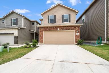 Main picture of 10643 W Military Dr