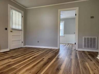 Main picture of 822 Ford Ave
