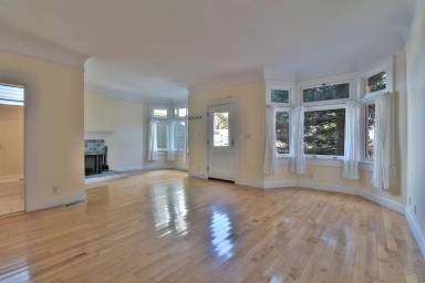 Main picture of 1390 Noe St