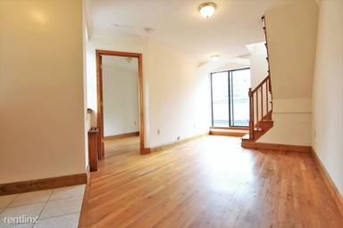 Main picture of 244 W 109th St