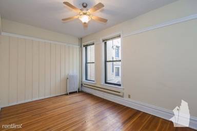 Main picture of 1220 N Dearborn St