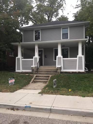 Main picture of 1233 E Madison St
