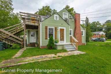 Main picture of 4504 Old Mission Rd