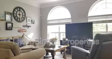 Main picture of 3905 Bryant Park Cir