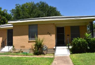 Main picture of 720 Faulkner Ln