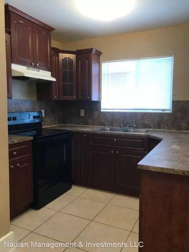 Main picture of 1270 NW 59th St