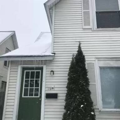 Main picture of 290 1/2 Van Raalte Ave