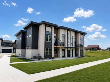 Main picture of 3206 University Blvd