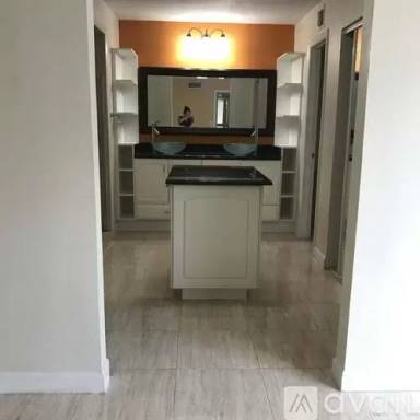 Main picture of 624 Springdale Cir