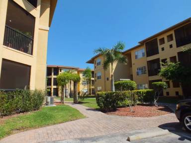 Main picture of Beachwalk at Tampa Bay