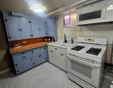 Main picture of 755 Bellaire St
