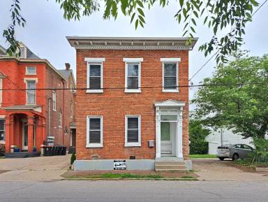 Main picture of 1661 Story Ave