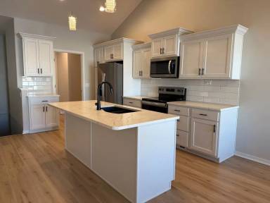 Main picture of 6926 Claystone Dr