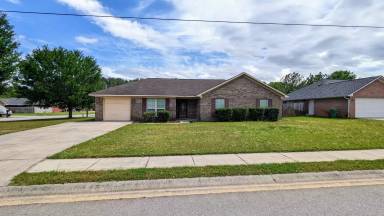 Main picture of 1220 Langston Ln