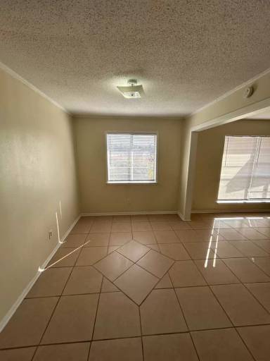 Main picture of 6331 Martin Luther King Blvd