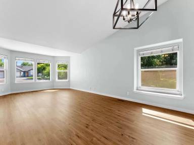 Main picture of 2800 E Red Tail Ct