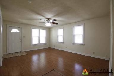 Main picture of 321 Kearney St
