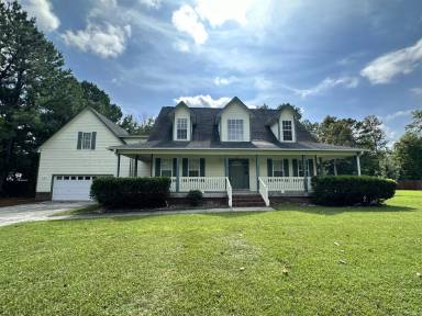 Main picture of 212 River Bend Rd