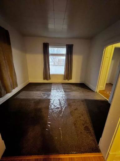Main picture of 2701 W 1st St