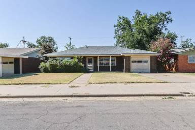 Main picture of 2505 52nd St