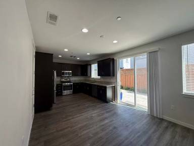 Main picture of 1261 Damasco Ln