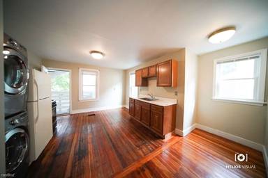 Main picture of 104 Brooks St