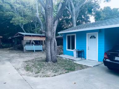 Main picture of 203 Willow Rd