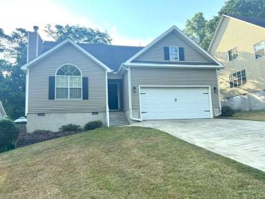 Main picture of 947 N Macon Park Dr