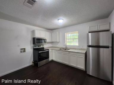 Main picture of 6859 Sagebrush Ln