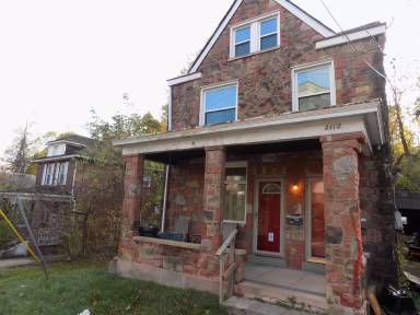 Main picture of 2186 Pauline Ave