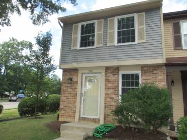 Main picture of 8605 Kenosha Ct