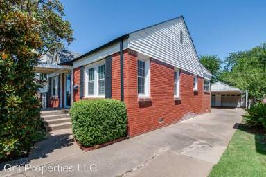 Main picture of 2529 NW 29th St