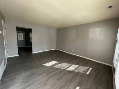 Main picture of 219 N Garrison Ave