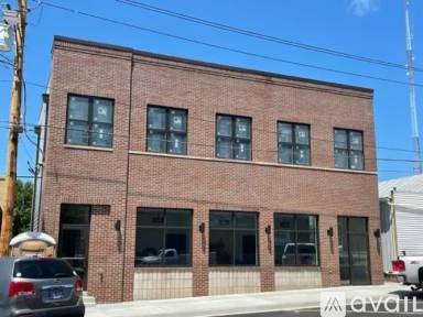 Main picture of 203 W Mill St