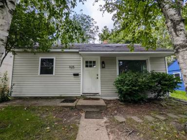 Main picture of 925 Maryland Ave