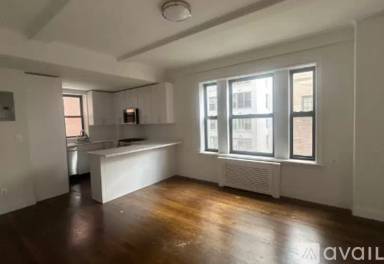 Main picture of 178 E 70th St