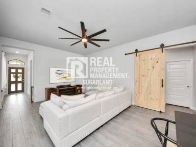 Main picture of 4219 Colony Ln