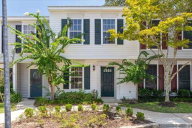 Main picture of 270 Hillcrest Rd