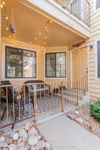 Main picture of 4846 E Kentucky Ave