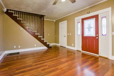Main picture of 2123 C St
