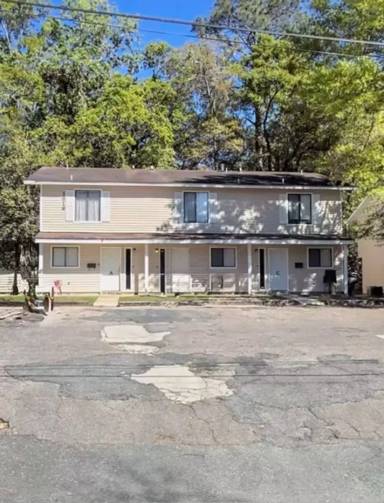 Main picture of 1819 S Gadsden St