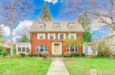 Main picture of 2334 Roxboro Rd